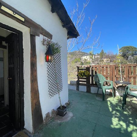 Casa Fidelina II Miraflores De La Sierra Exterior foto